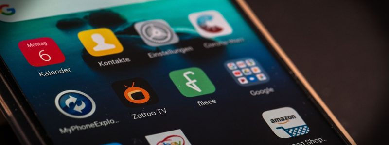 ZT666.APP隐私保护操作示意图，展示浏览器隐私模式设置界面与Cookie清理步骤，蓝绿色调安全感界面